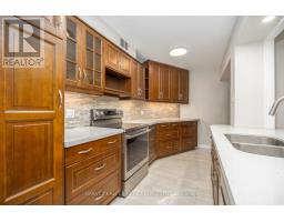 521 - 20 Southport Street, Toronto, ON M6S4Y8 Photo 10