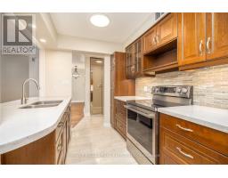 521 - 20 Southport Street, Toronto, ON M6S4Y8 Photo 12