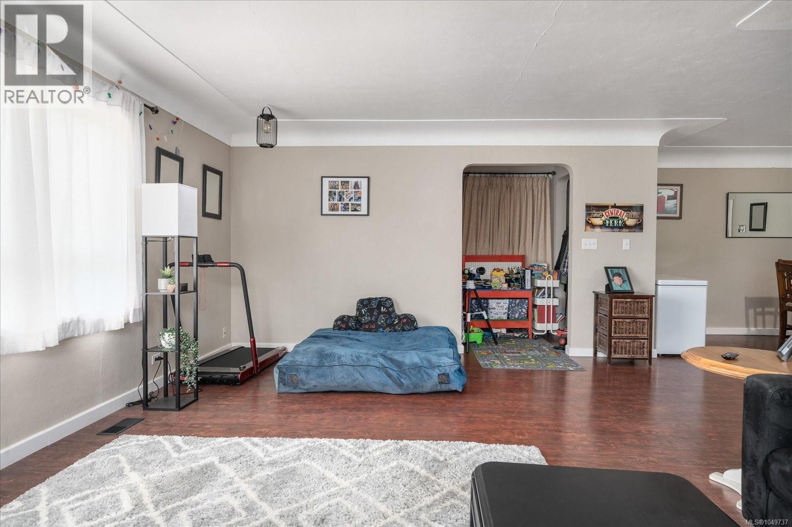 910 Esplanade Ave - 13