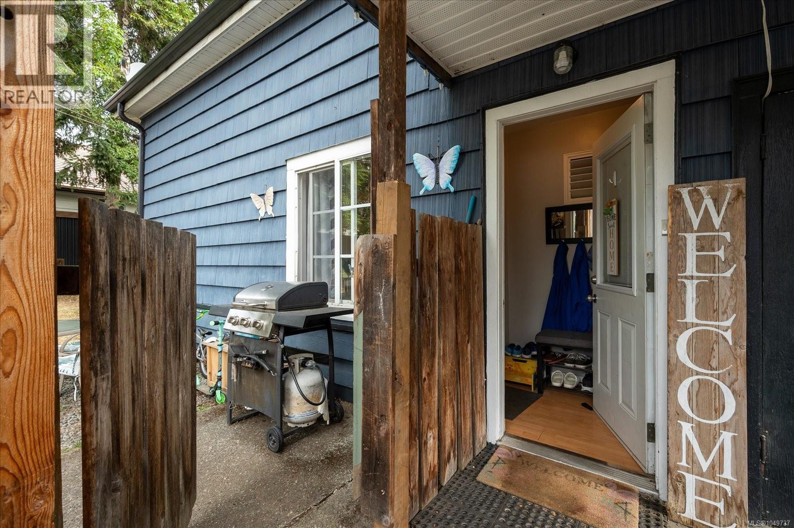910 Esplanade Ave - 18