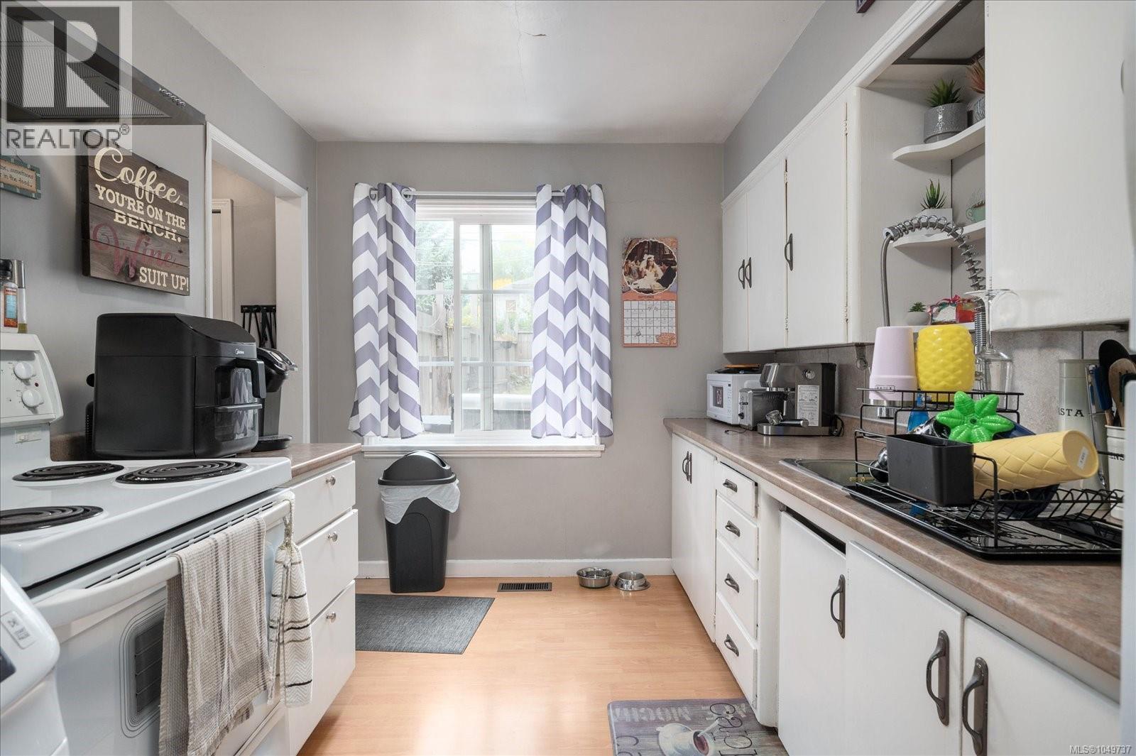 910 Esplanade Ave - 7