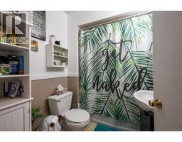 Bathroom - 910 Esplanade Ave, Ladysmith, BC V9G1A0 Photo 17