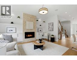 4pc Bathroom - 3817 Centre A Street Ne, Calgary, AB T2E3A5 Photo 13