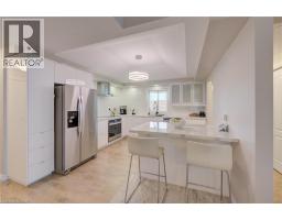 574 Clipper Drive, Waterloo, ON N2K4B4 Photo 14