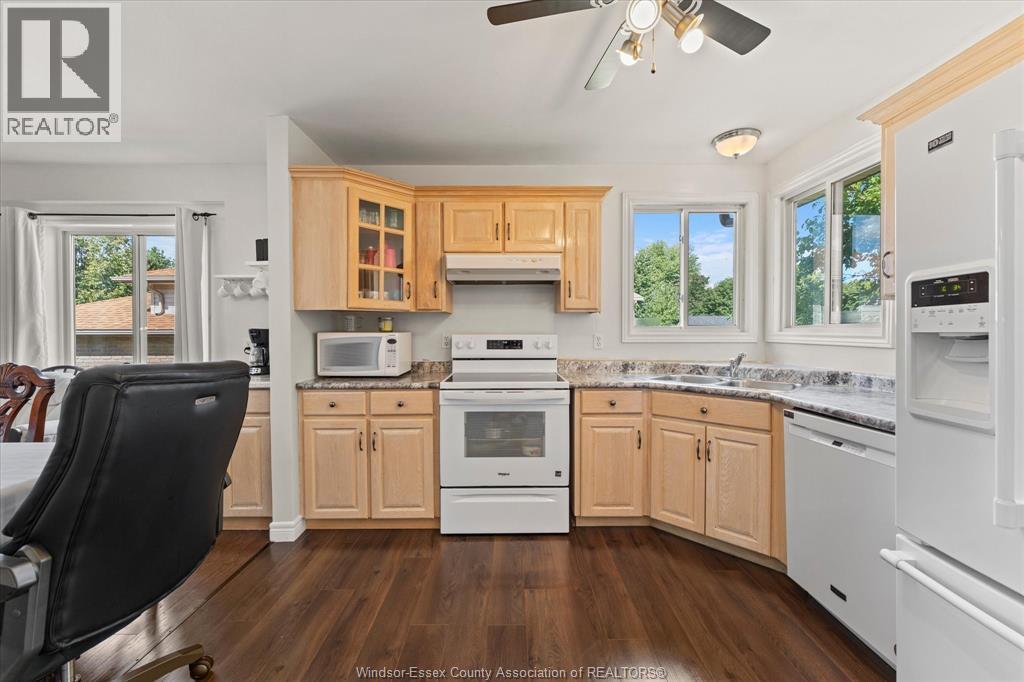 844 COTTAGE GROVE - 10