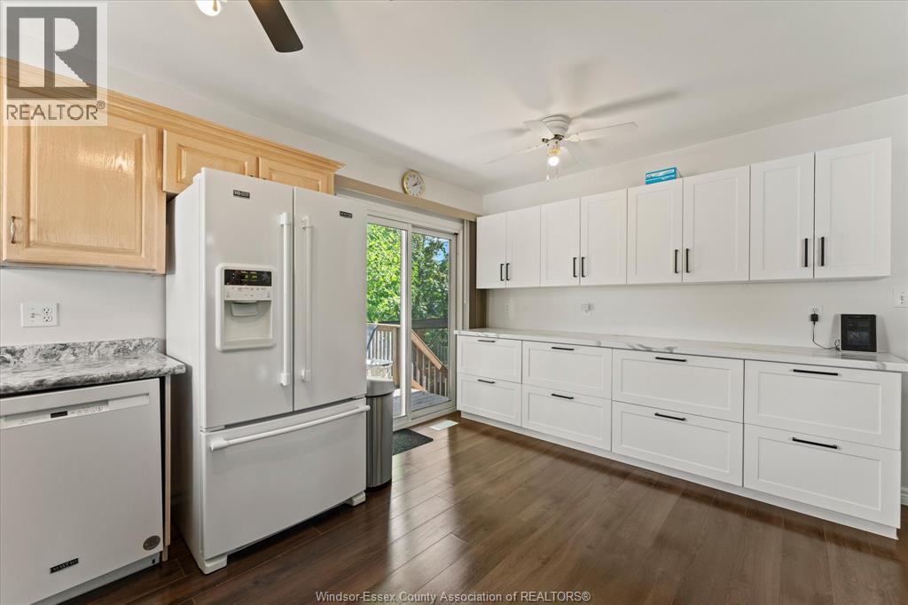 844 COTTAGE GROVE - Image 13