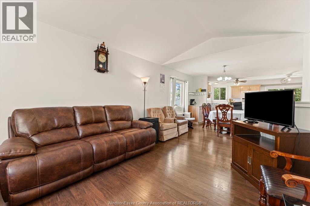 844 COTTAGE GROVE - 7