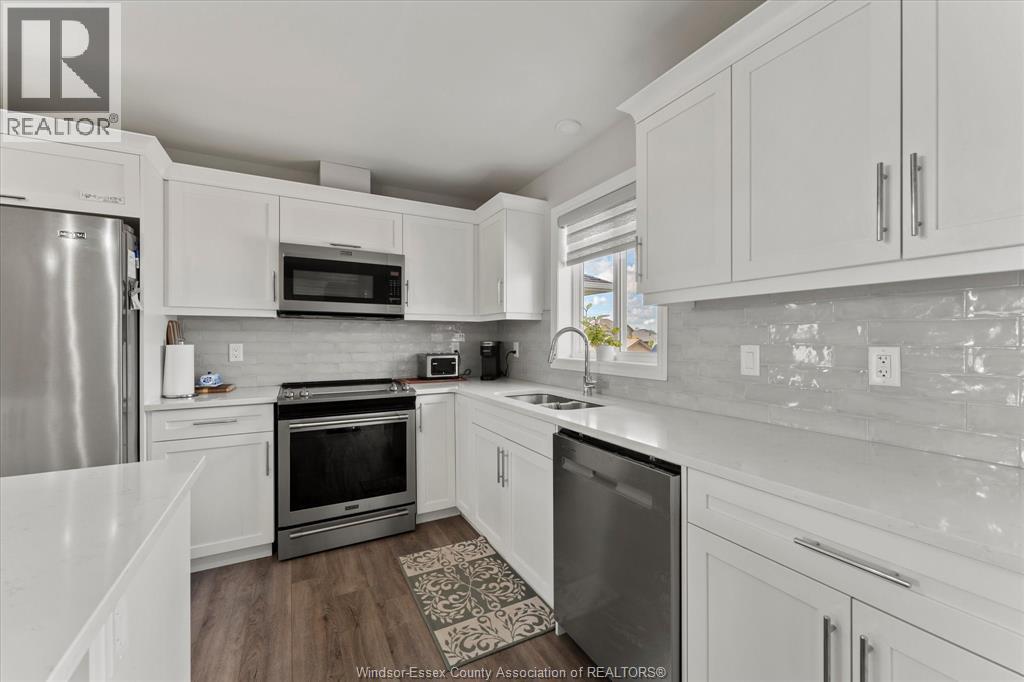 392 CYPRESS LANE - 15