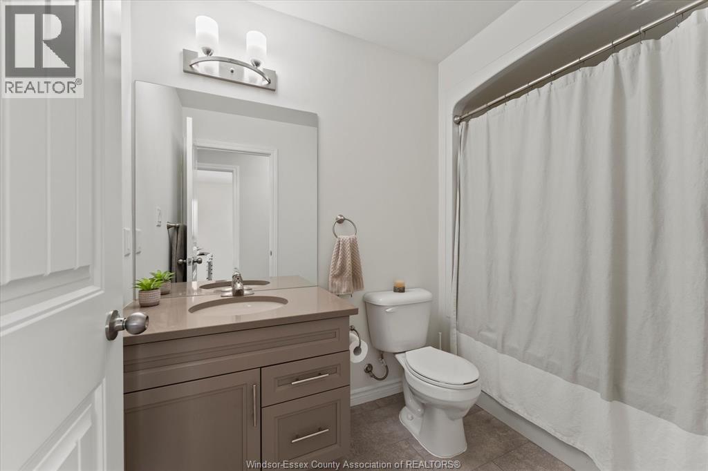 392 CYPRESS LANE - Image 23