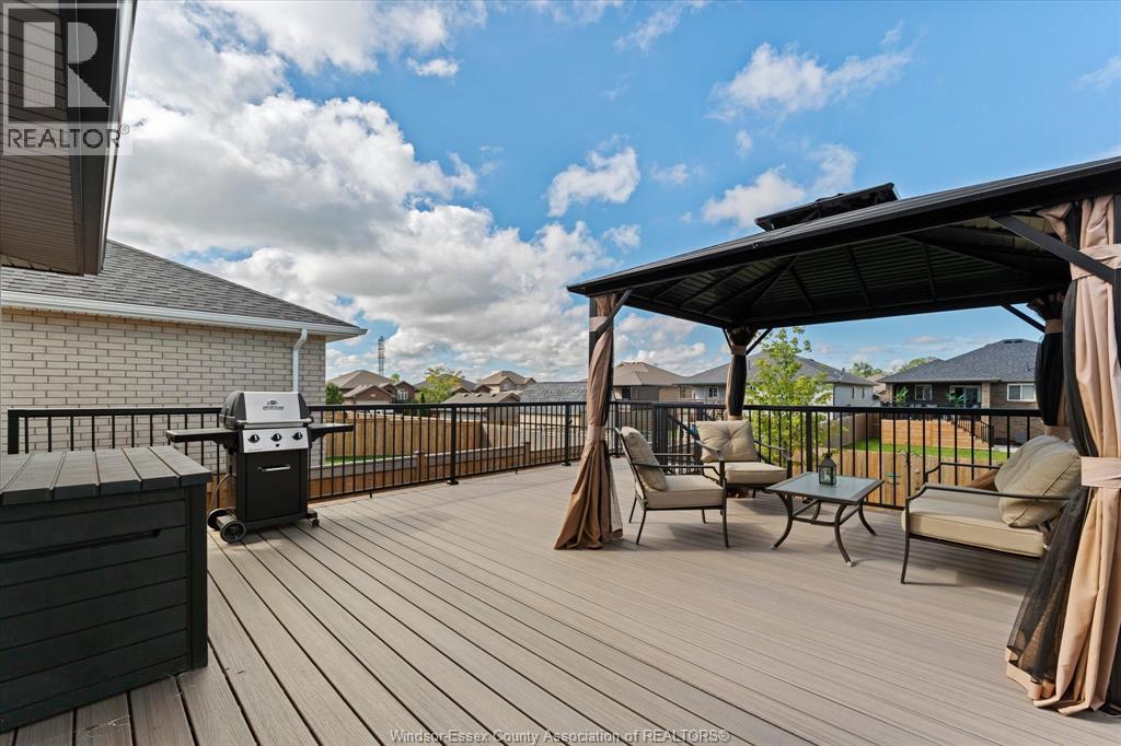 392 CYPRESS LANE - 33