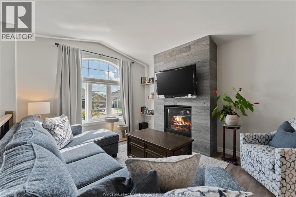 392 CYPRESS LANE - 9