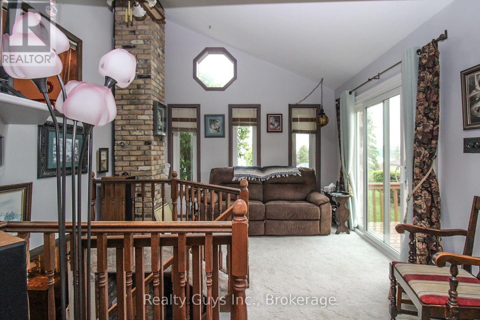 126 LAKESIDE DRIVE - 25