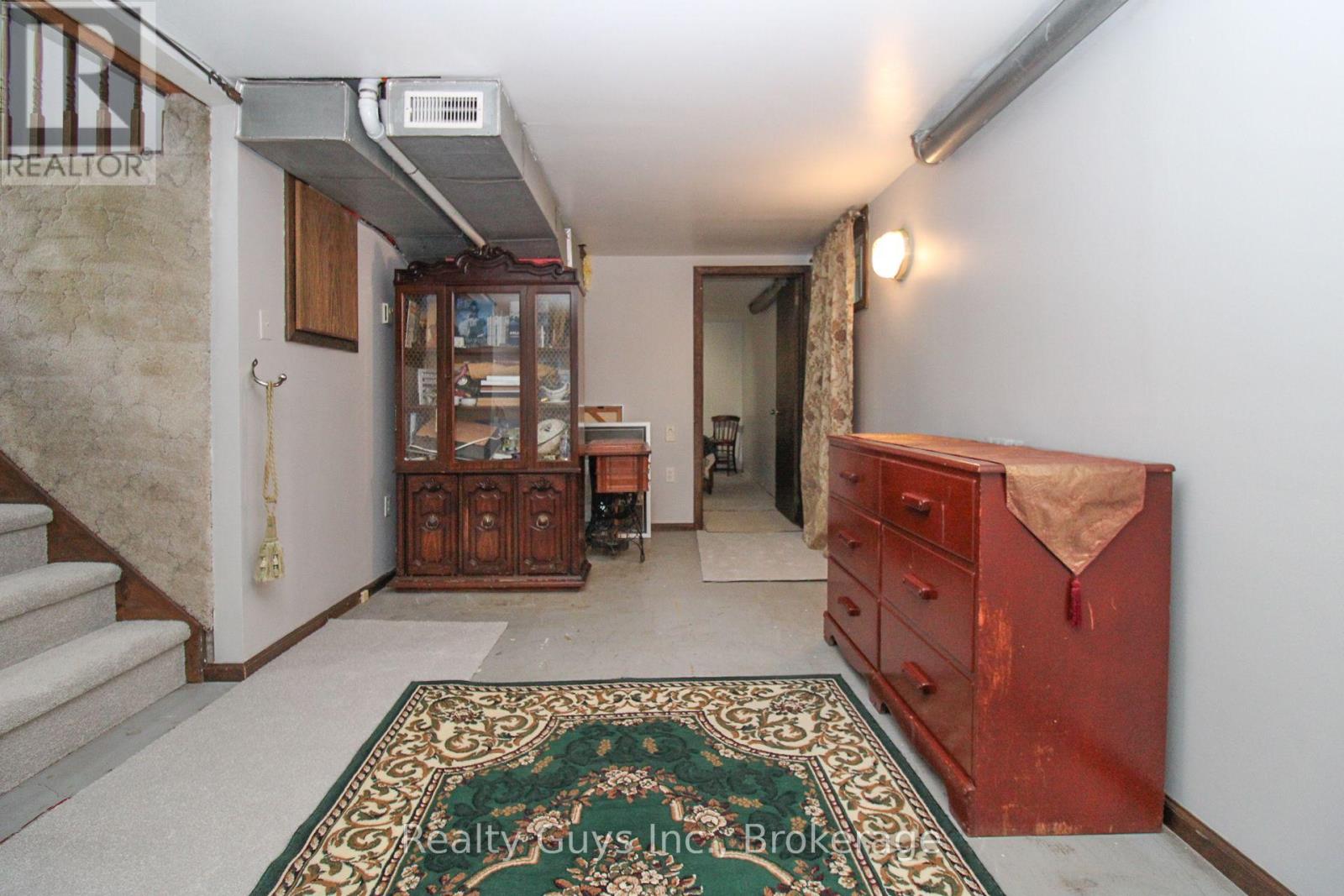 126 LAKESIDE DRIVE - Image 42