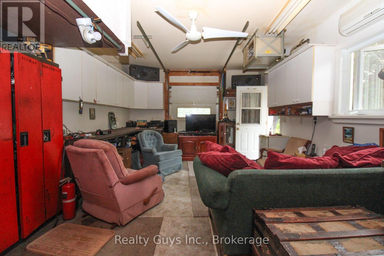 126 LAKESIDE DRIVE - 45