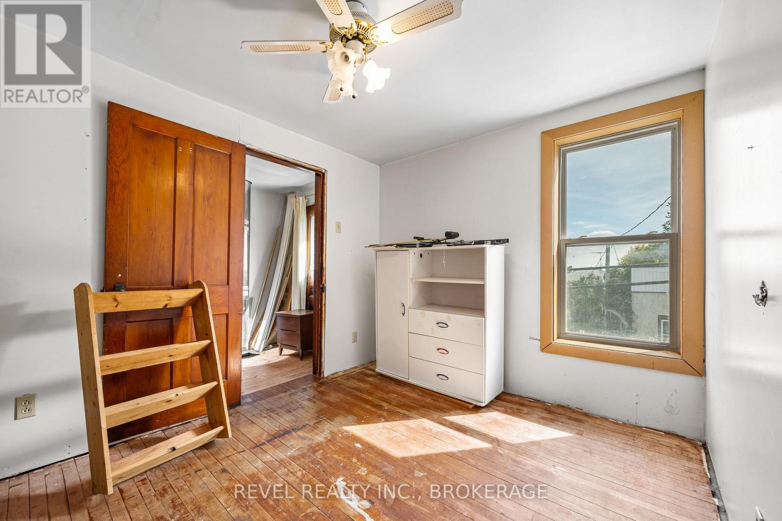 2939 COUNTY RD 14 ROAD E - 35