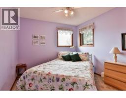 2265 27 Avenue S - photo 31