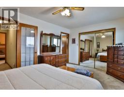 2265 27 Avenue S - photo 26