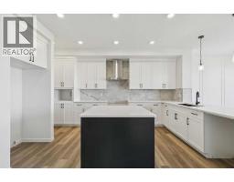 5pc Bathroom - 85 Walgrove Bay Se, Calgary, AB T2X5P1 Photo 7