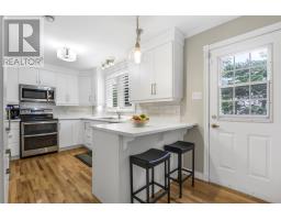 10 Strawberry Marsh Road thumbnail 16