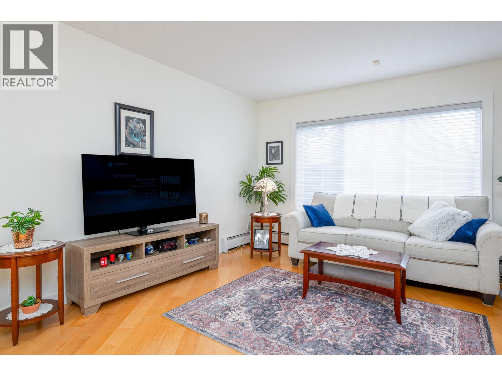 #104 1638 6TH AVENUE - 13