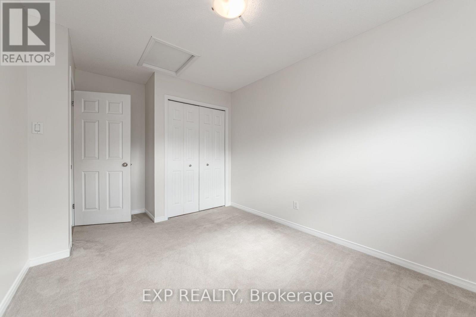 970 COVE ISLAND TERRACE - Image 19