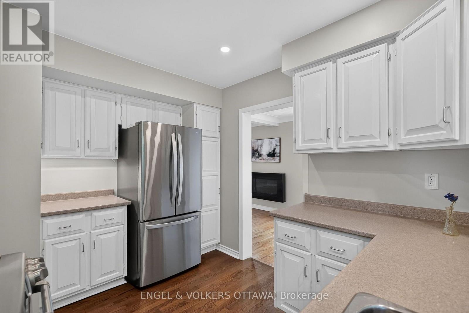 916 IROQUOIS ROAD - Image 22