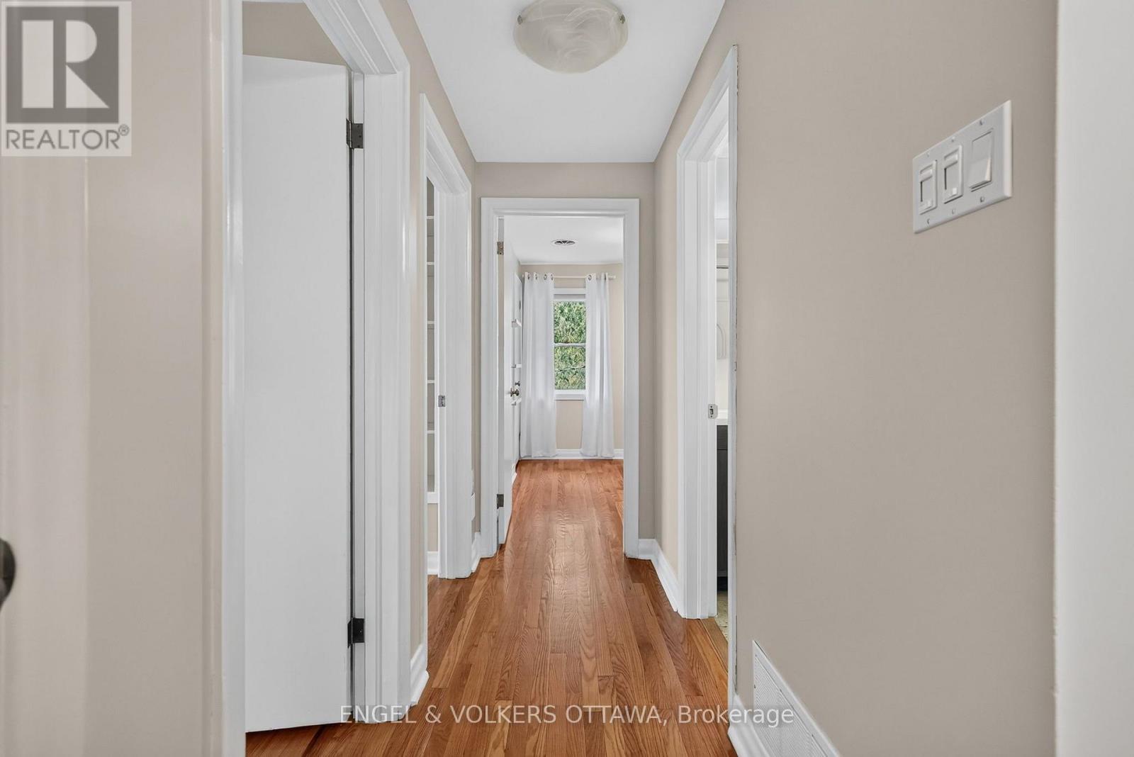 916 IROQUOIS ROAD - Image 23