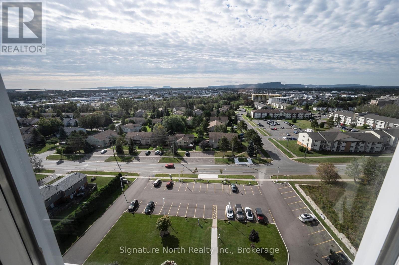 #1402 590 BEVERLY STREET - Image 9