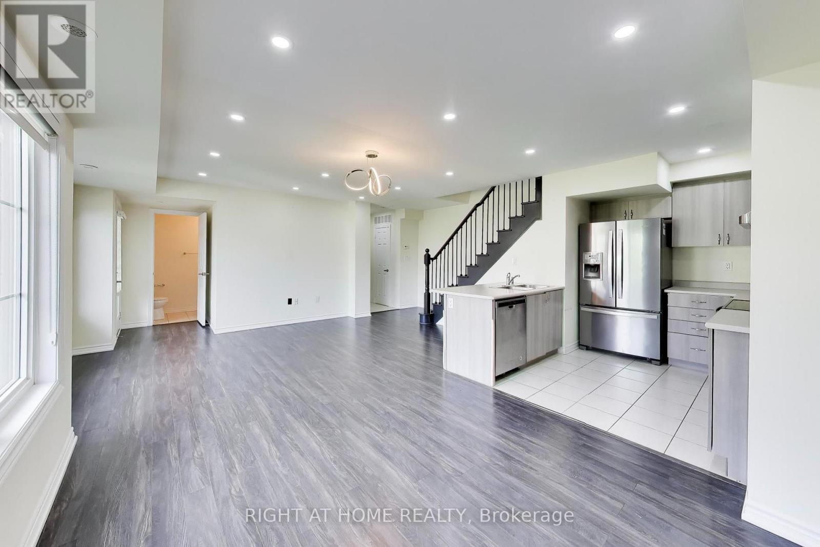 #191 200 VETERANS DRIVE - Image 11