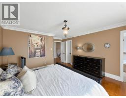 1396 Thorncrest Crescent, Oakville, ON L6M3Y9 Photo 22