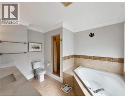 1396 Thorncrest Crescent, Oakville, ON L6M3Y9 Photo 23
