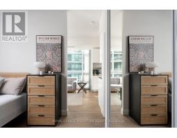 804 - 15 Bruyeres Mews, Toronto, ON M5V0A7 Photo 17