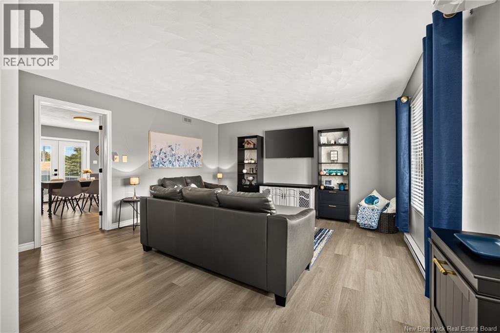 247 Kendra Street - 15