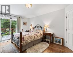429 Howes Rd, Sayward, BC V0P1R0 Photo 20