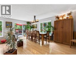 Kitchen - 429 Howes Rd, Sayward, BC V0P1R0 Photo 10