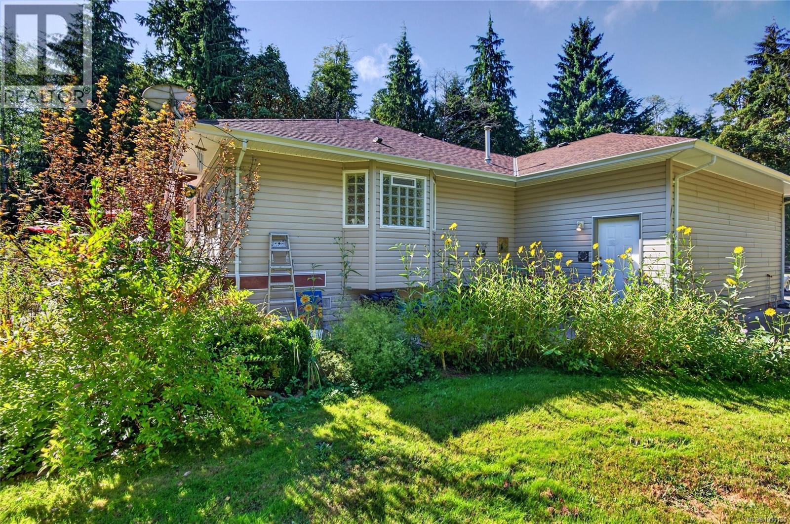 429 Howes Rd - 35