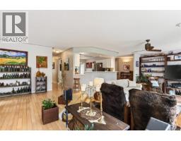 429 Howes Rd, Sayward, BC V0P1R0 Photo 12