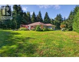 429 Howes Rd, Sayward, BC V0P1R0 Photo 36