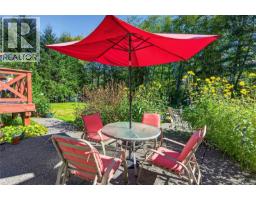 429 Howes Rd, Sayward, BC V0P1R0 Photo 42