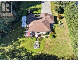 429 Howes Rd, Sayward, BC V0P1R0 Photo 45