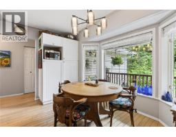 429 Howes Rd, Sayward, BC V0P1R0 Photo 18