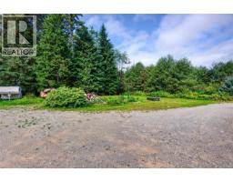 429 Howes Rd, Sayward, BC V0P1R0 Photo 90