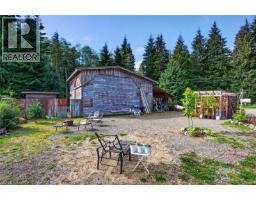 429 Howes Rd, Sayward, BC V0P1R0 Photo 91