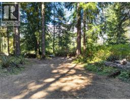429 Howes Rd, Sayward, BC V0P1R0 Photo 87