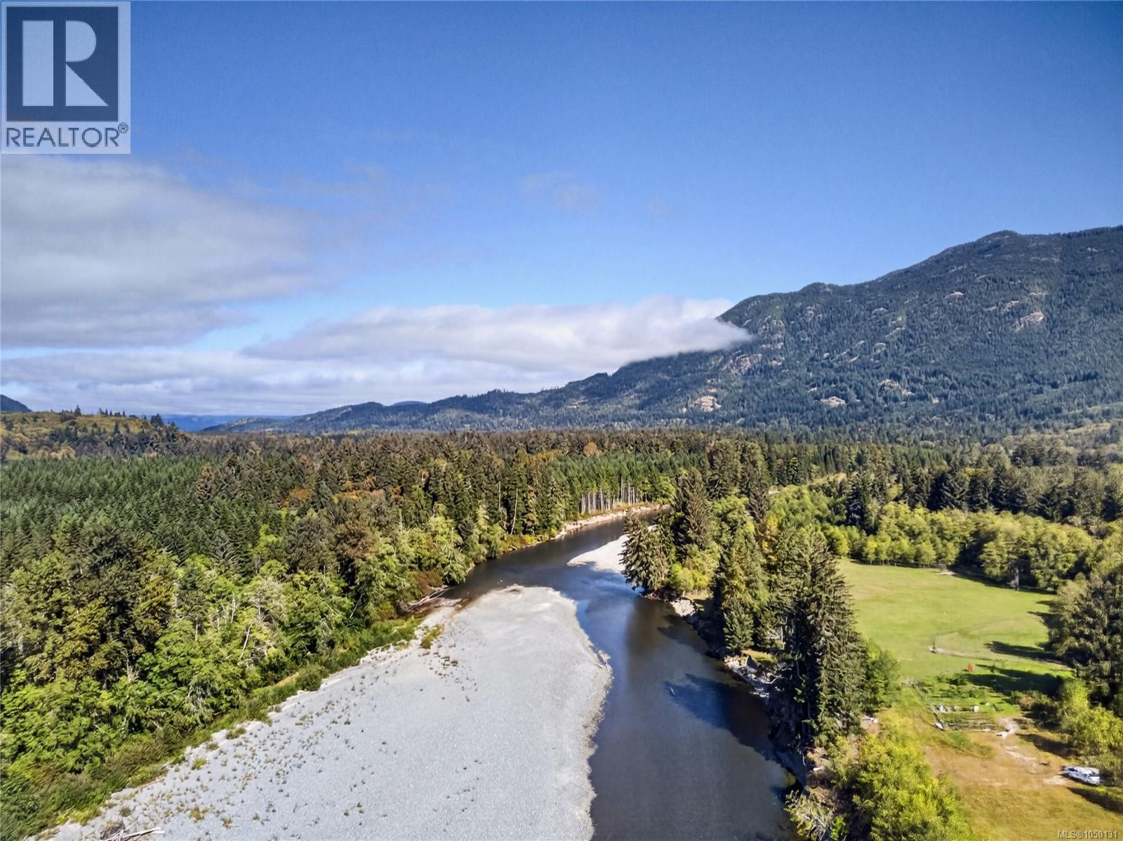 429 Howes Rd - 83