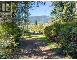 429 Howes Rd, Sayward, BC V0P1R0 Photo 74