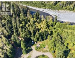 429 Howes Rd, Sayward, BC V0P1R0 Photo 81