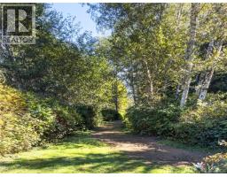 429 Howes Rd, Sayward, BC V0P1R0 Photo 86