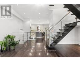 Mud room - 66 Durant Avenue, Toronto, ON M4J4W2 Photo 7