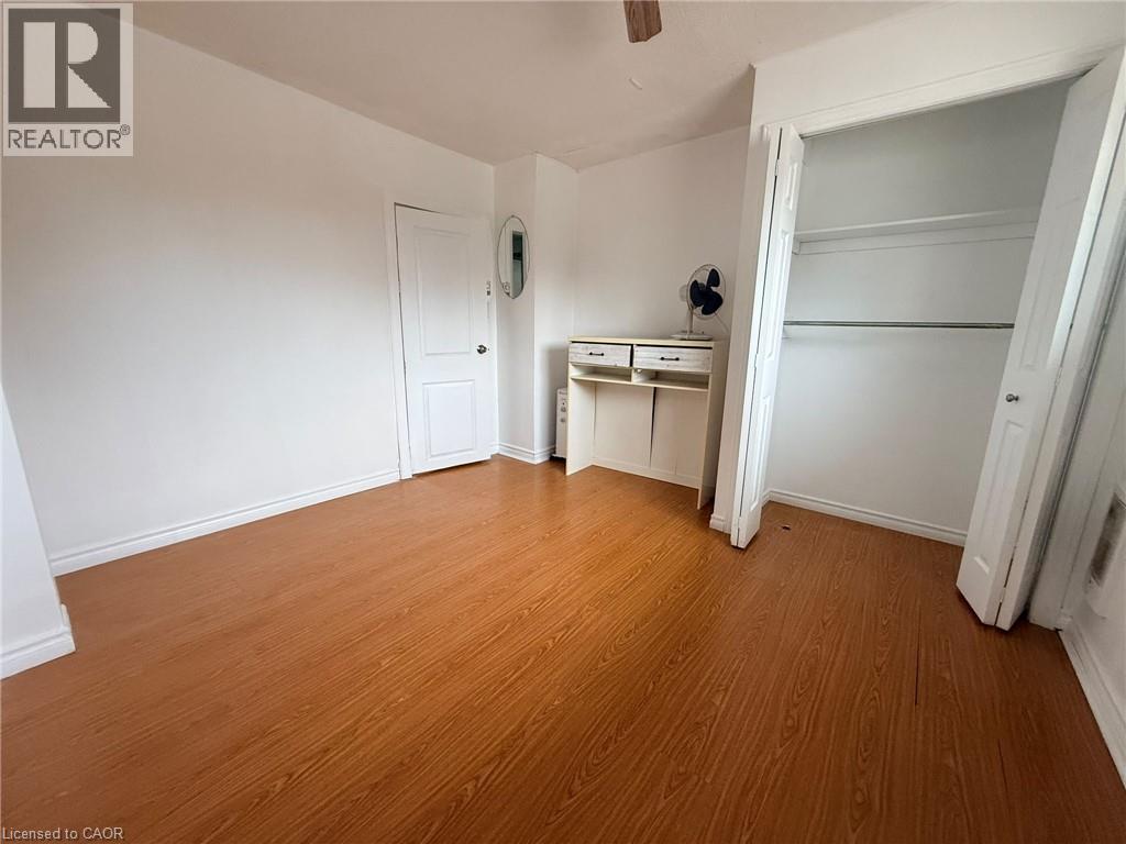 330 MILL Street, Kitchener — photo 8